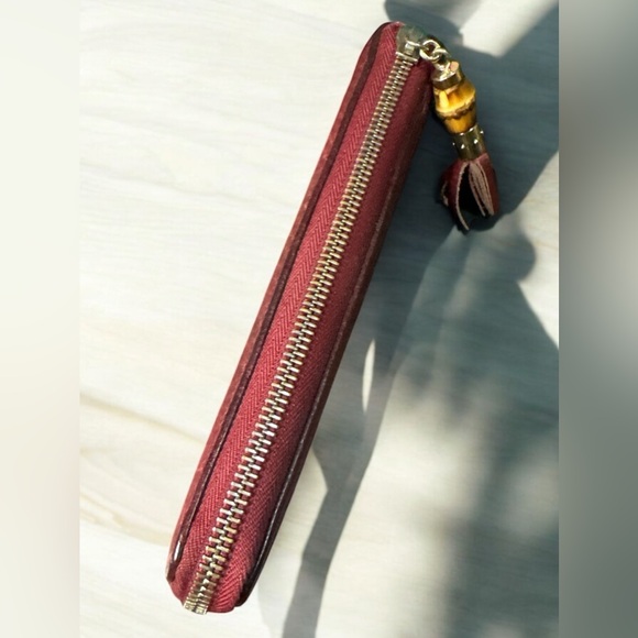 GUCCI GG Beige Logo Canvas Leather Red Bifold Zip Wallet Bamboo Leather tassels - Picture 8 of 15